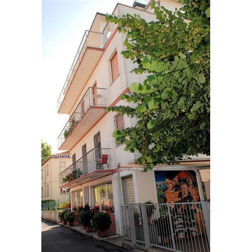 Hotel Eleonora Rimini Bagian luar foto
